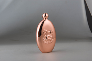 Oval Hip flask whit rose gold plating